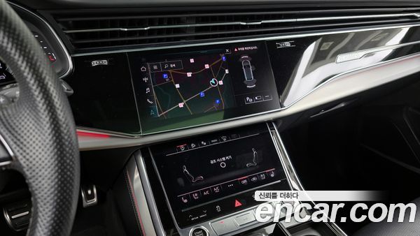 Audi Q8 2021, фото 14