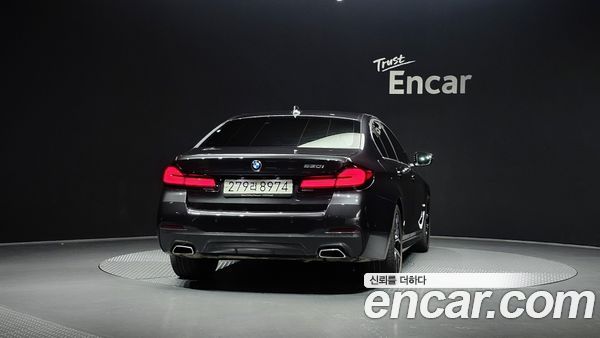 BMW 5 Series 2022, фото 4