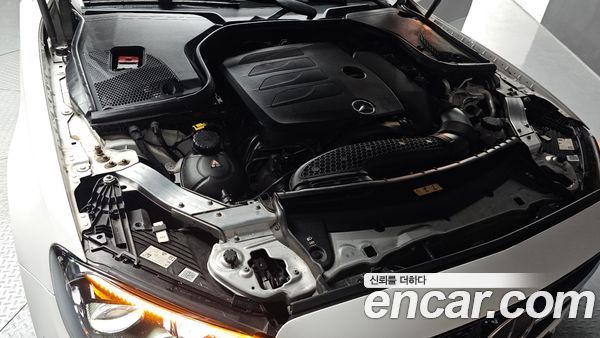 Mercedes-Benz E-Class 2022, фото 6