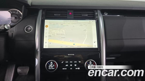 Land Rover Discovery 2023, фото 14