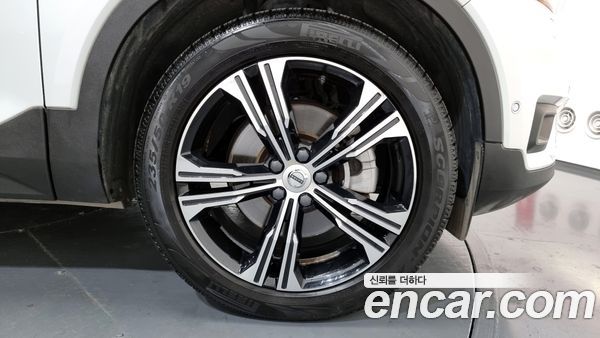 Volvo XC40 2021, фото 5