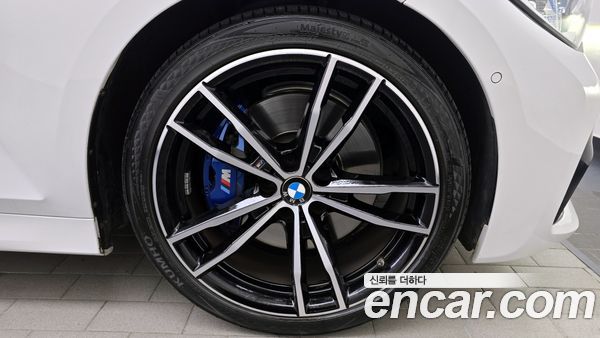 BMW 3 Series 2022, фото 5