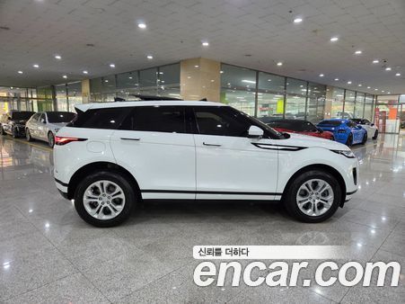 Land Rover Range Rover Evoque 2023, фото 5