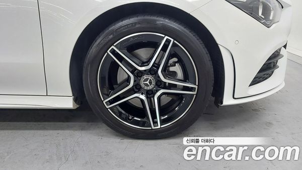 Mercedes-Benz CLA 2023, фото 5