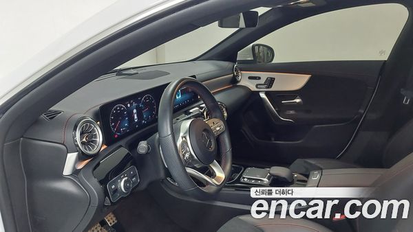 Mercedes-Benz CLA 2023, фото 14