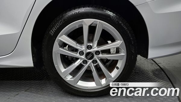 Audi A3 2022, фото 5