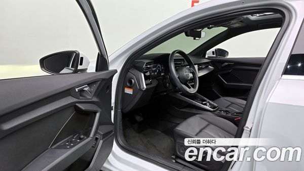 Audi A3 2022, фото 11