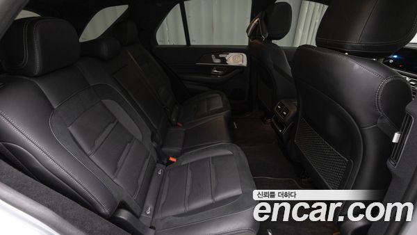 Mercedes-Benz GLE 2023, фото 10