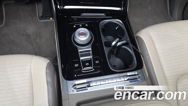 Kia Carnival 2023, фото 9