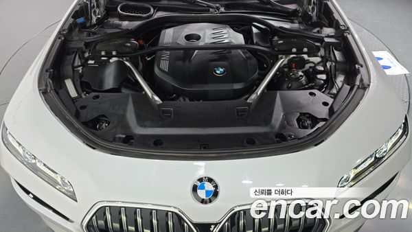 BMW 7 Series 2023, фото 6