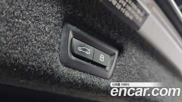 BMW 7 Series 2023, фото 20