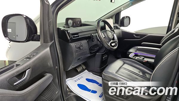 Hyundai Staria 2022, фото 10