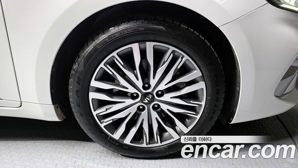 Kia K7 2020, фото 5
