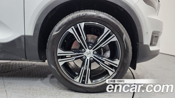 Volvo XC40 2021, фото 5
