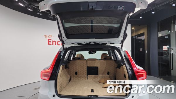 Volvo XC40 2021, фото 20