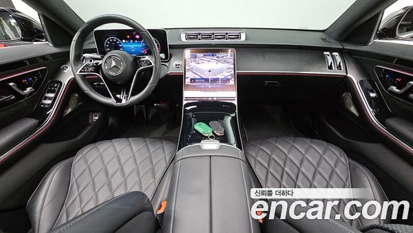 Mercedes-Benz S-Class 2023, фото 9