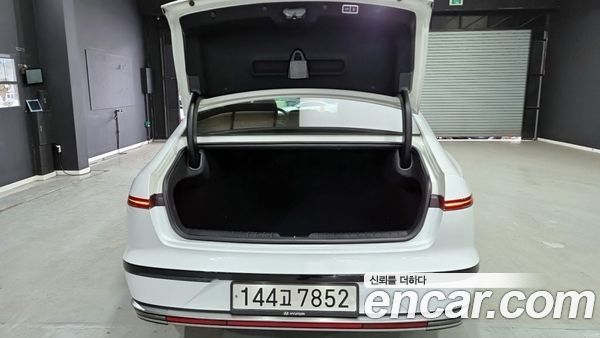 Hyundai Grandeur 2023, фото 18