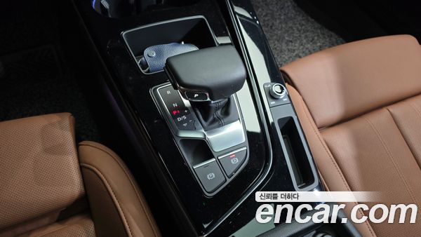 Audi A4 2021, фото 9