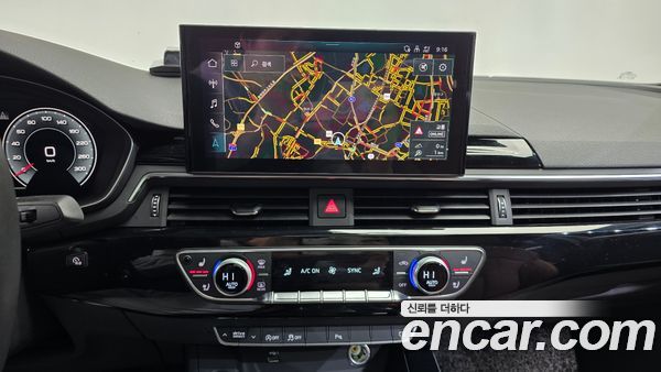 Audi A4 2021, фото 14
