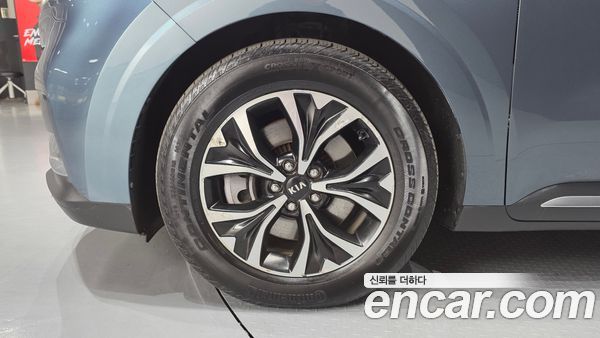 Kia Carnival 2021, фото 5
