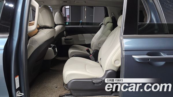 Kia Carnival 2021, фото 12