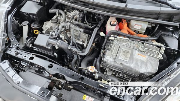 Toyota Prius 2020, фото 6