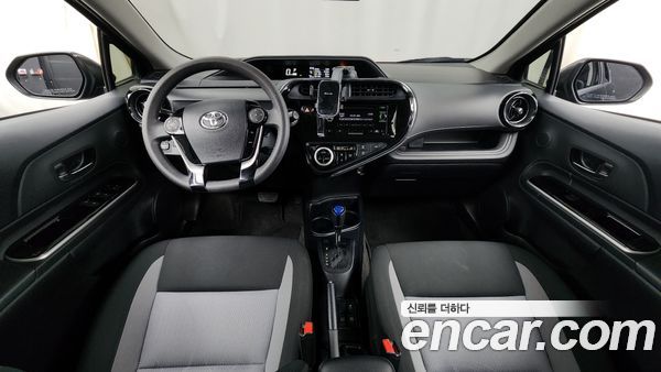 Toyota Prius 2020, фото 7