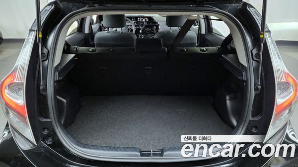 Toyota Prius 2020, фото 20