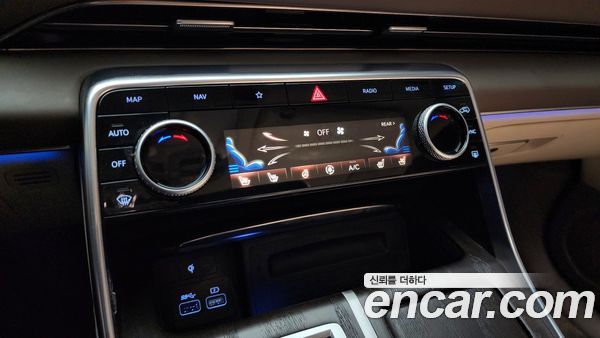 Genesis GV80 2021, фото 16