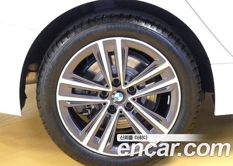 BMW 2 Series 2024, фото 5