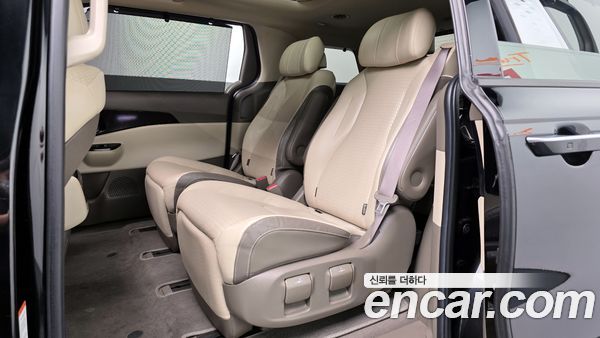Kia Carnival 2021, фото 12