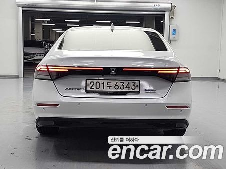 Honda Accord 2023, фото 3