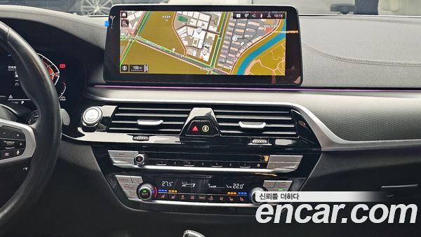 BMW 5 Series 2023, фото 20
