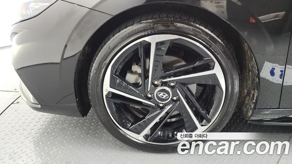 Hyundai Elantra 2021, фото 5