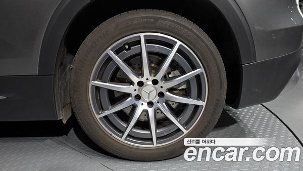 Mercedes-Benz GLB 2022, фото 5