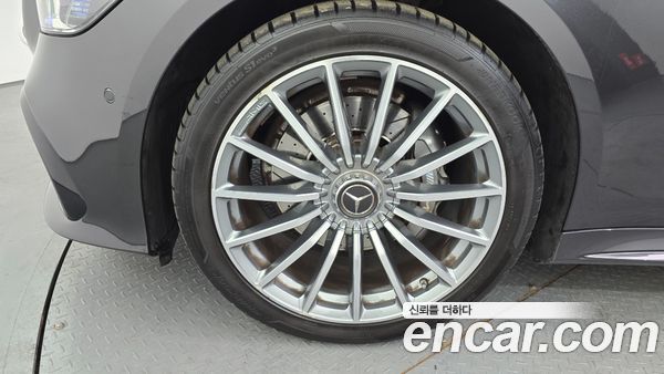 Mercedes-Benz AMG GT 2020, фото 5