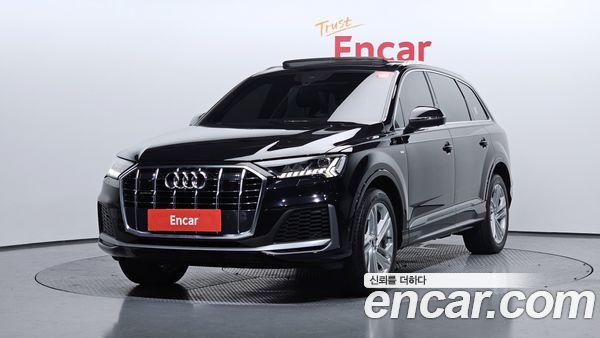 Audi Q7 2021