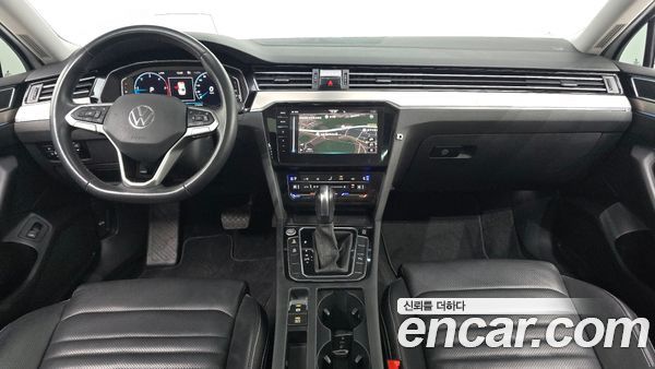 Volkswagen Passat 2022, фото 7