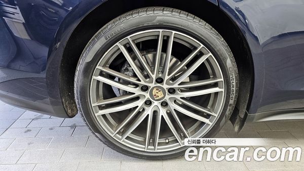 Porsche Panamera 2021, фото 5
