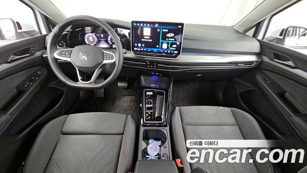 Volkswagen Golf 2025, фото 7