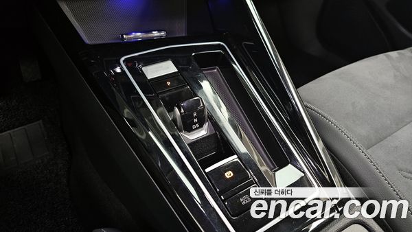 Volkswagen Golf 2025, фото 9