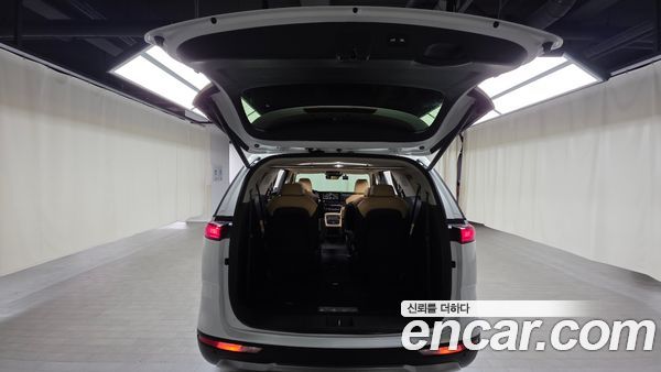 Kia Carnival 2022, фото 20