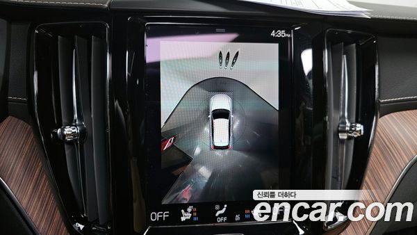 Volvo XC60 2021, фото 14