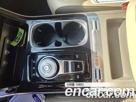 Kia Carnival 2023, фото 5