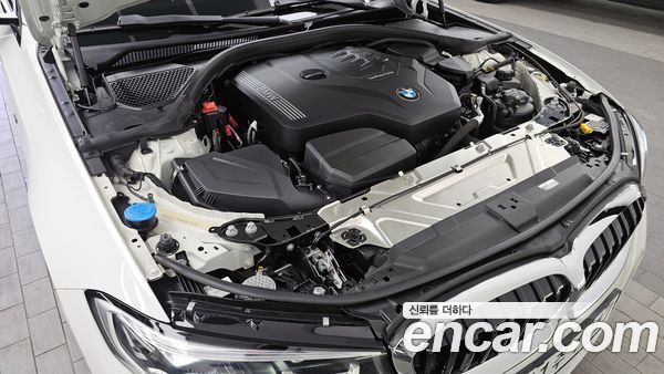 BMW 3 Series 2022, фото 6