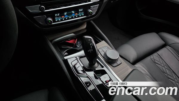BMW Gran Turismo 2023, фото 9
