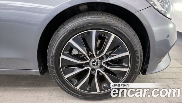 Mercedes-Benz C-Class 2020, фото 5