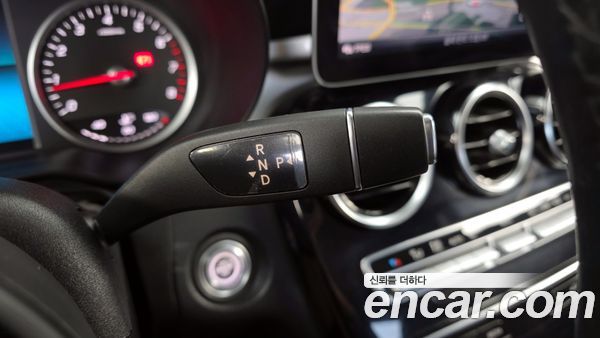 Mercedes-Benz C-Class 2020, фото 9