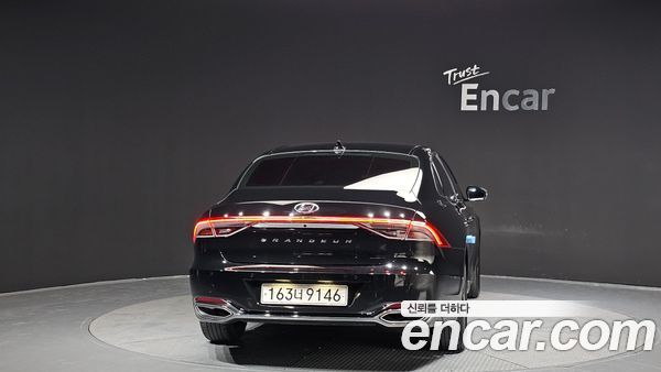 Hyundai Grandeur 2022, фото 4