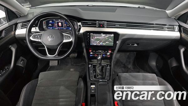 Volkswagen Passat 2021, фото 7
